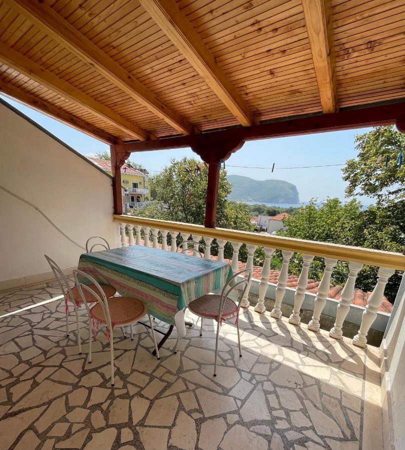 Vuko I Magdalena Midzor Apartment Petrovac Exterior foto
