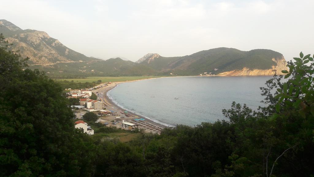 Vuko I Magdalena Midzor Apartment Petrovac Exterior foto