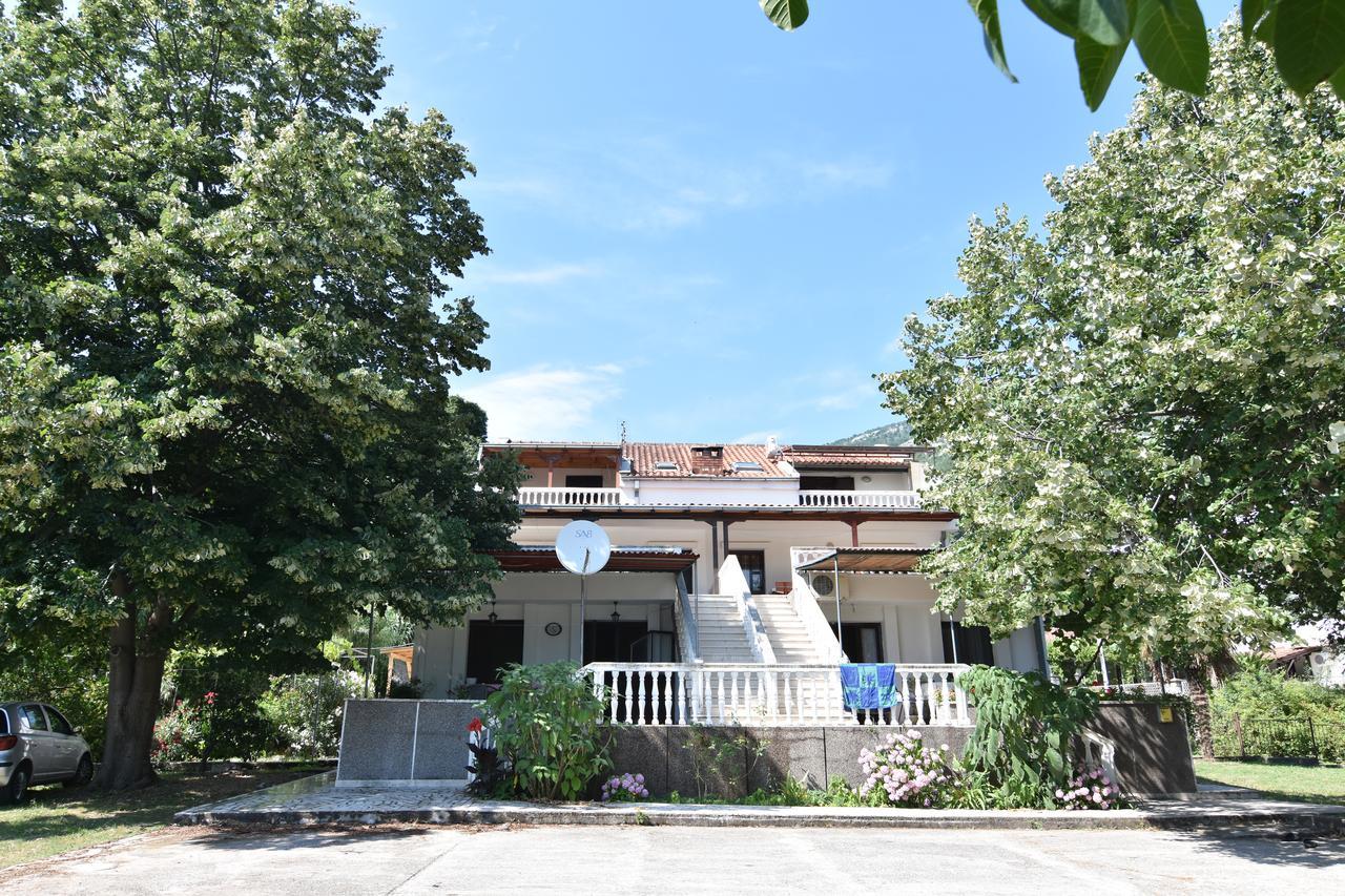 Vuko I Magdalena Midzor Apartment Petrovac Exterior foto