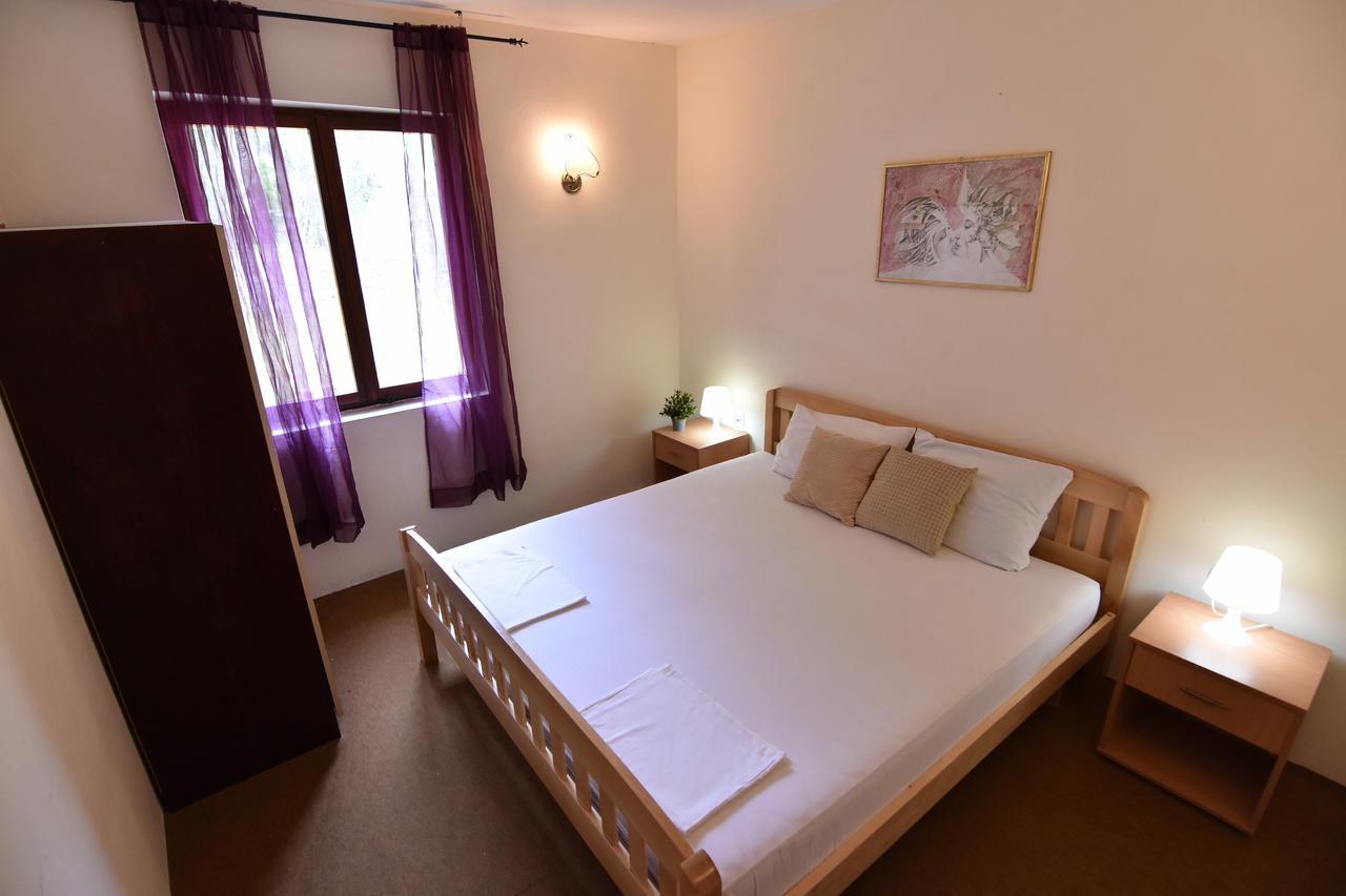 Vuko I Magdalena Midzor Apartment Petrovac Exterior foto