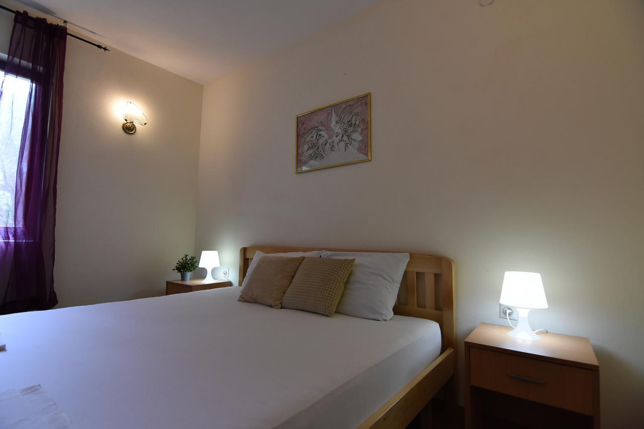 Vuko I Magdalena Midzor Apartment Petrovac Exterior foto